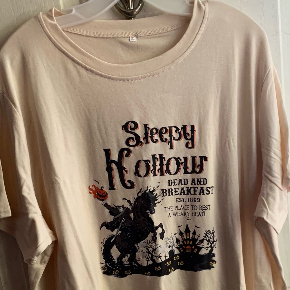 Women’s Sleepy Hallow Tee